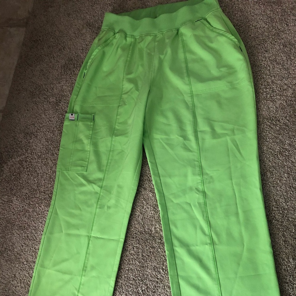 Scrub pants